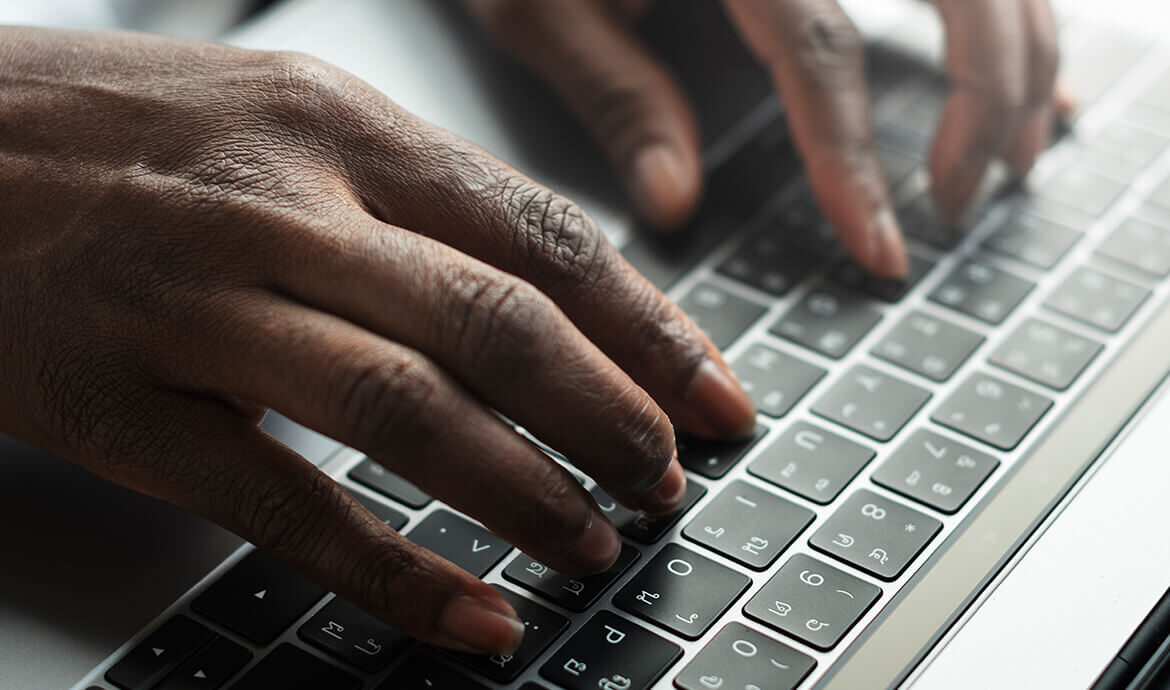 typing-laptop-keyboard